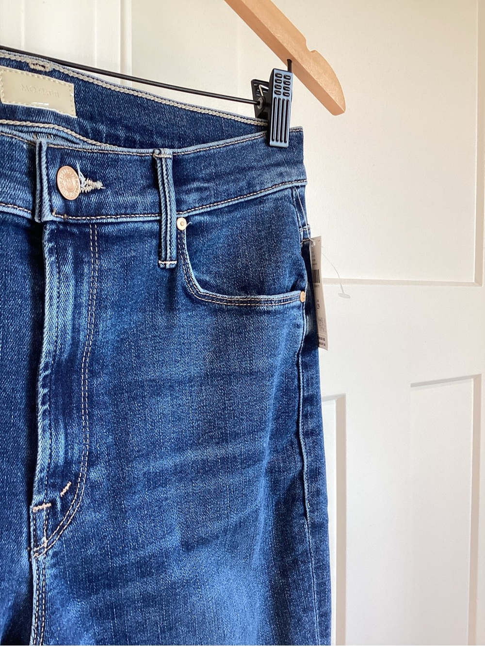 MOTHER Runaway Mid Rise Jeans Flare Slim New Size 29 Prized Possession Denim - Picture 8 of 16
